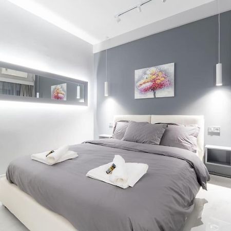 Lux Seaside Apartment By Volos Hospitality المظهر الخارجي الصورة