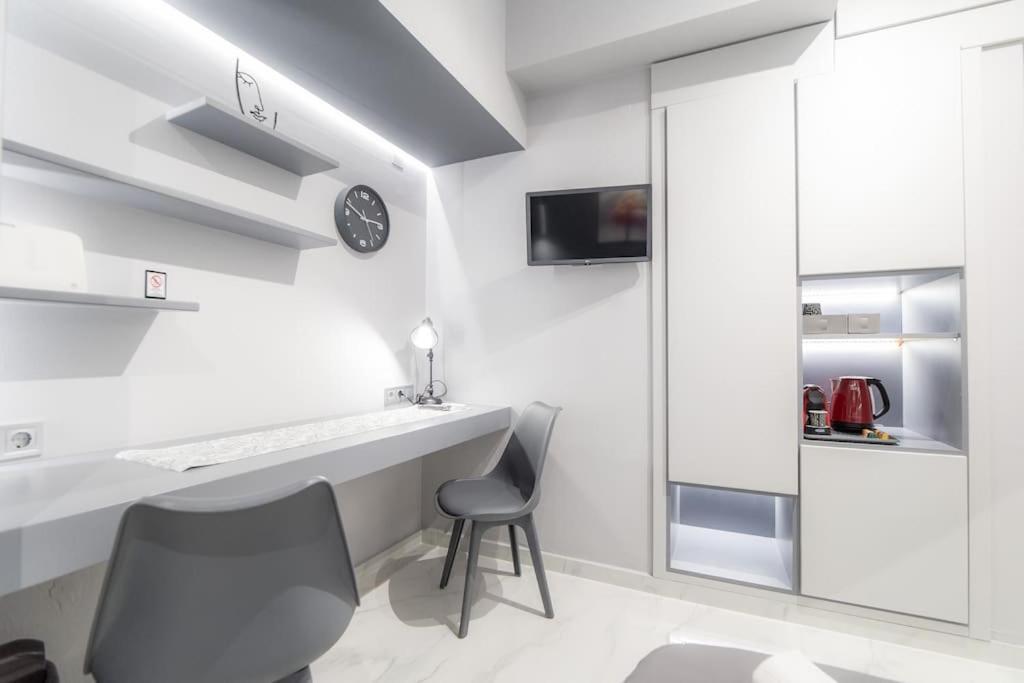 Lux Seaside Apartment By Volos Hospitality المظهر الخارجي الصورة